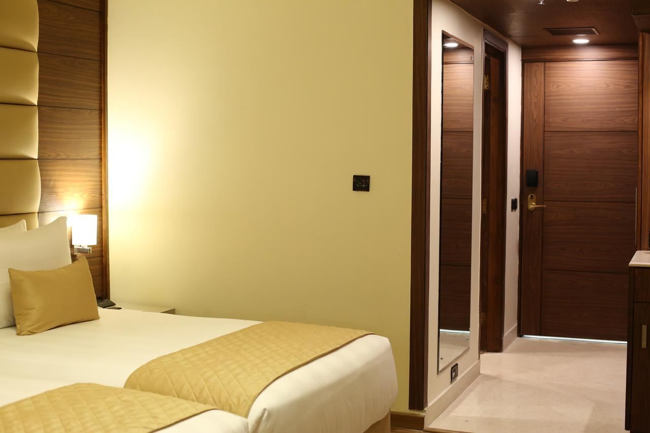 Udman Hotels And Resorts By Ferns N Petals Nueva Delhi Exterior foto