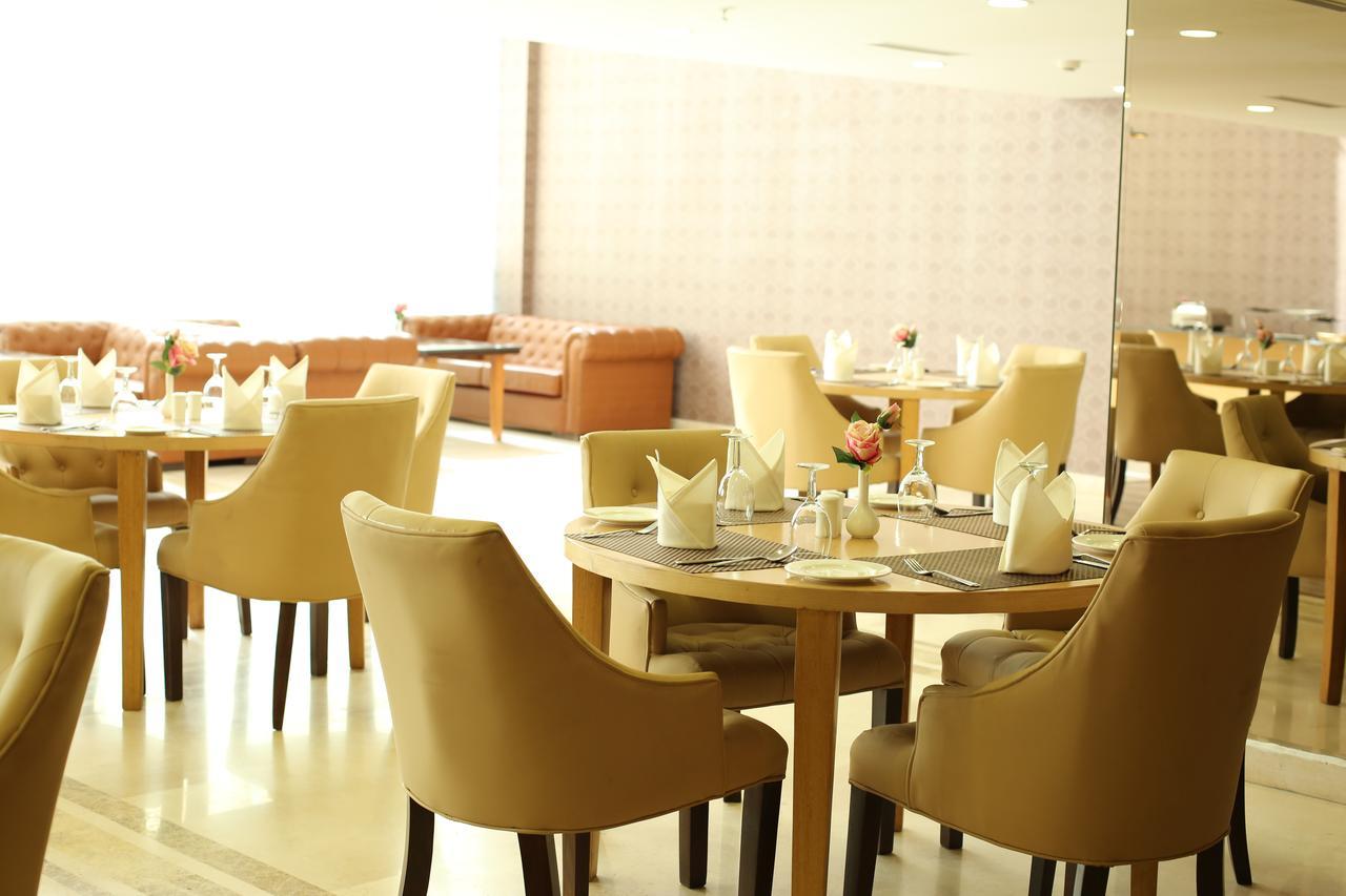 Udman Hotels And Resorts By Ferns N Petals Nueva Delhi Exterior foto